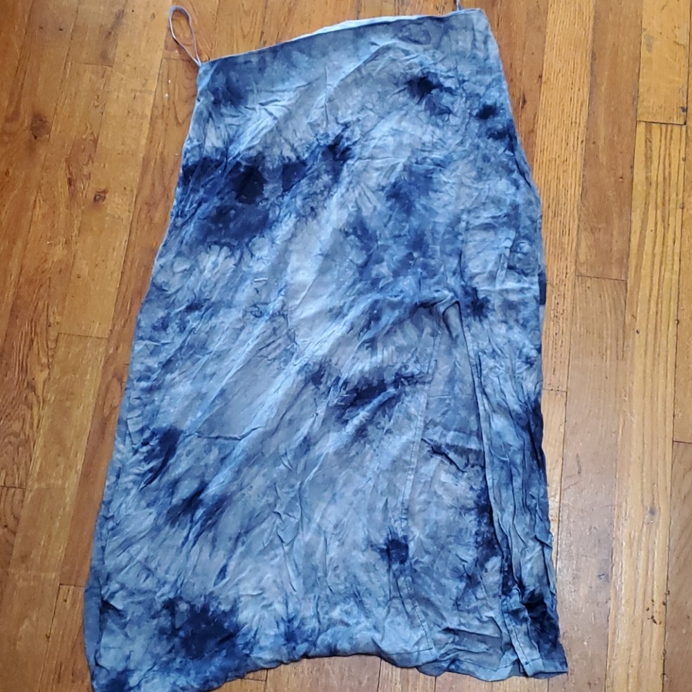 90s inspired blue tie dye skirt